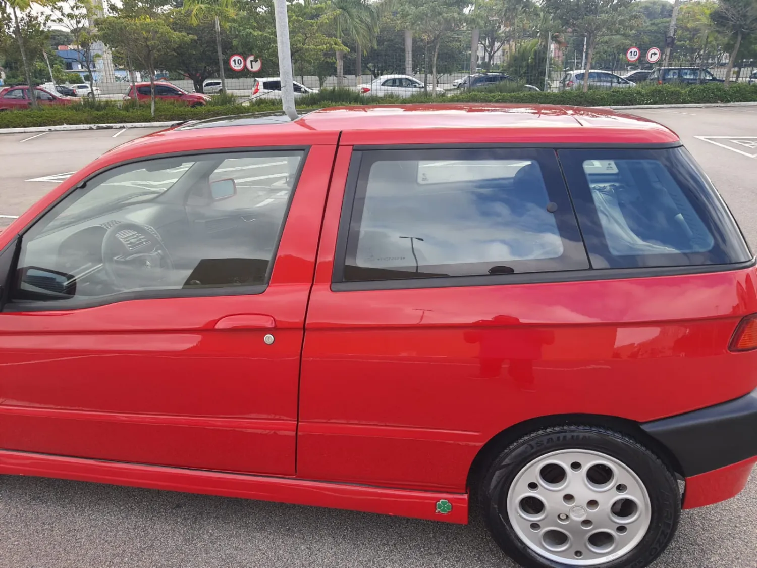 avv-alfa-romeo-145-2-0-qv-venda-akn9o13-imagem-006