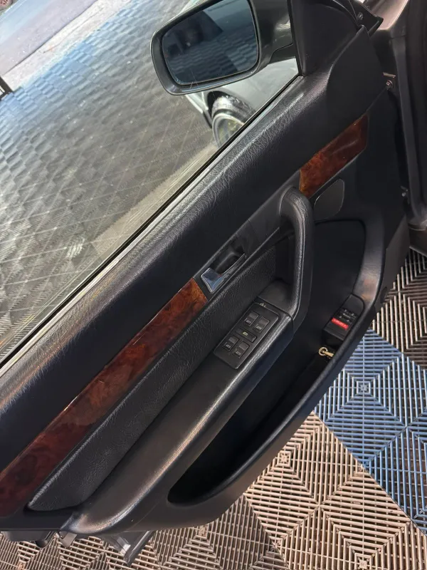 100 - Foto #16 do anúncio à venda de Carro clássico