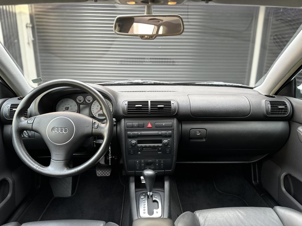 A3 - Foto #25 do anúncio à venda de Carro clássico