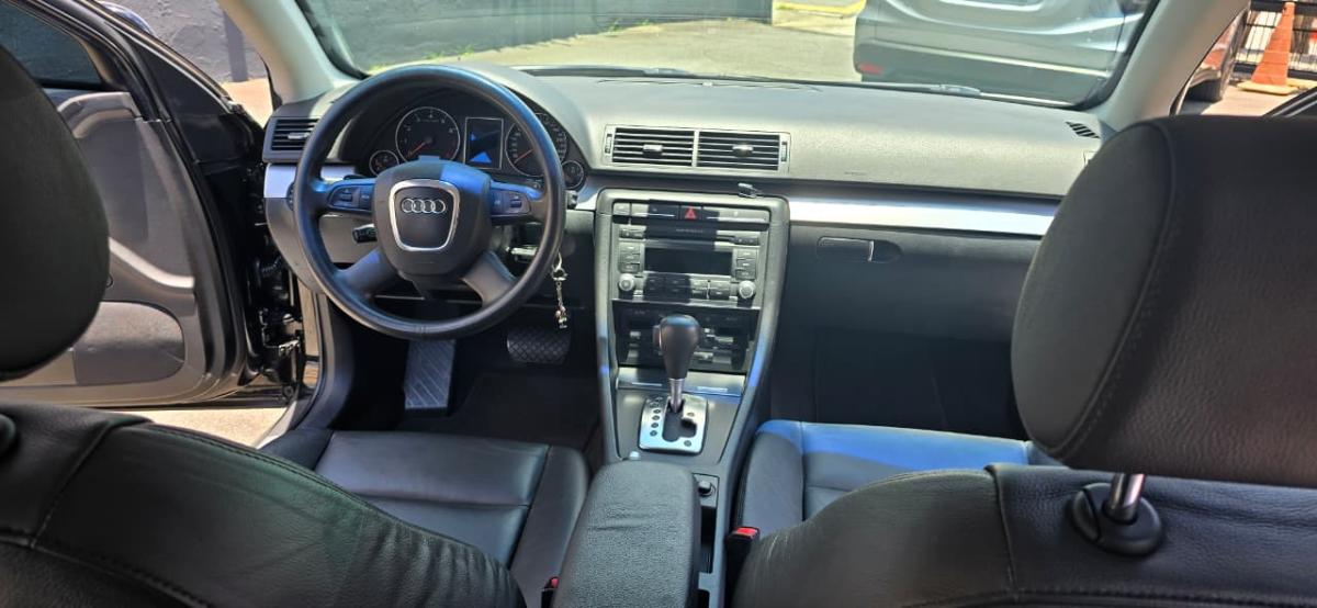 A4 - Foto #8 do anúncio à venda de Carro clássico