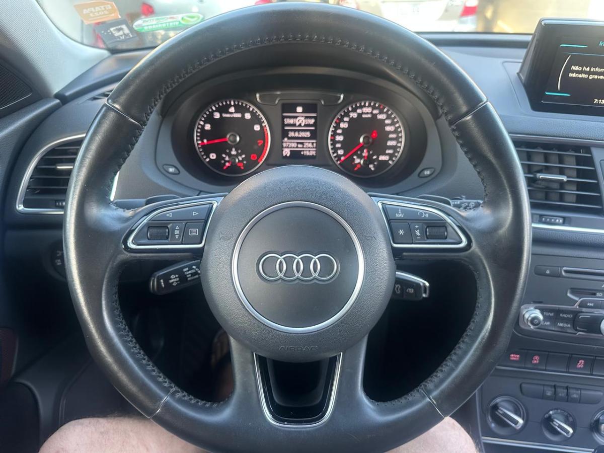 Q3 - Foto #8 do anúncio à venda de Carro clássico