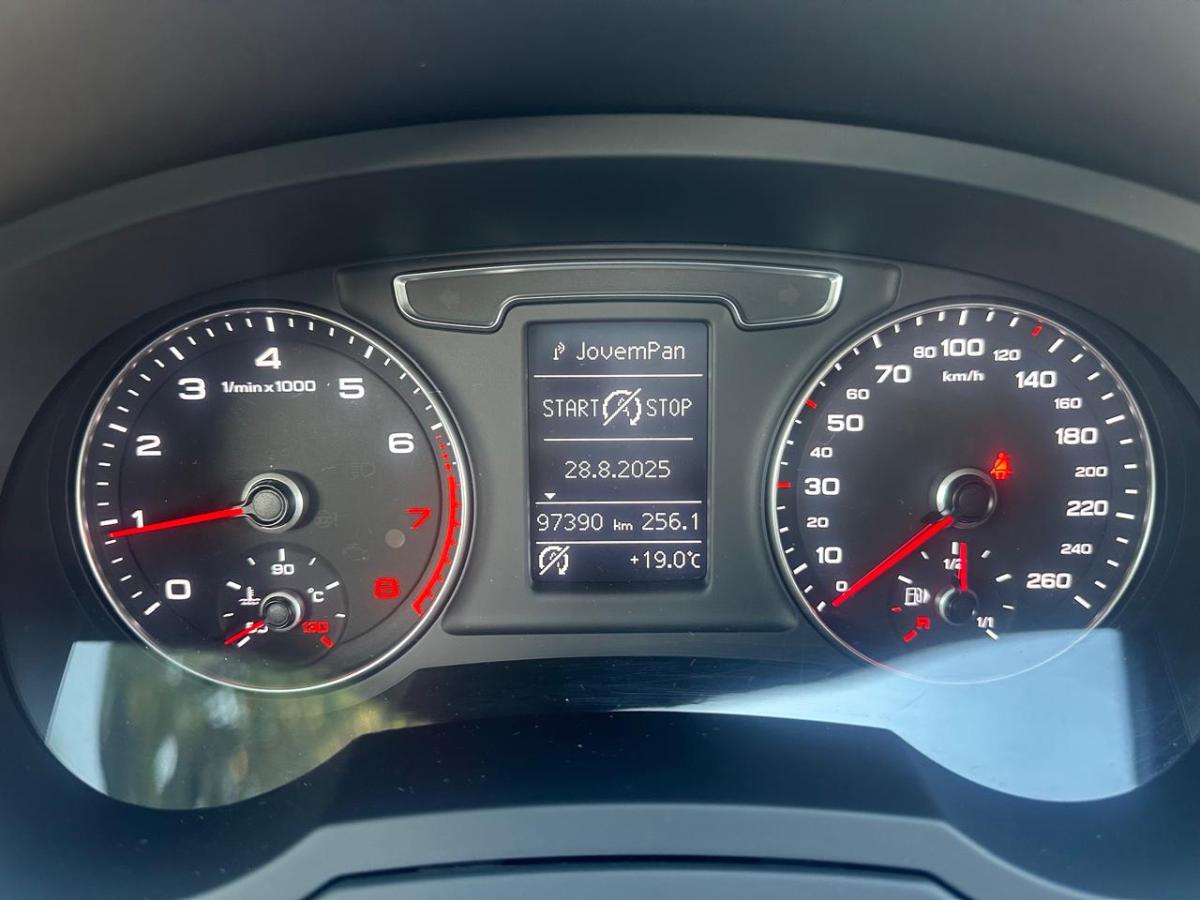Q3 - Foto #21 do anúncio à venda de Carro clássico
