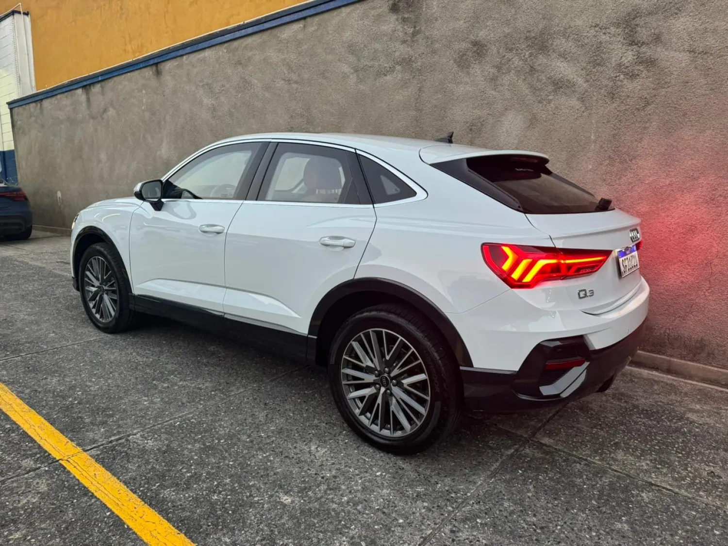 Q3 - Foto #5 do anúncio à venda de Carro clássico