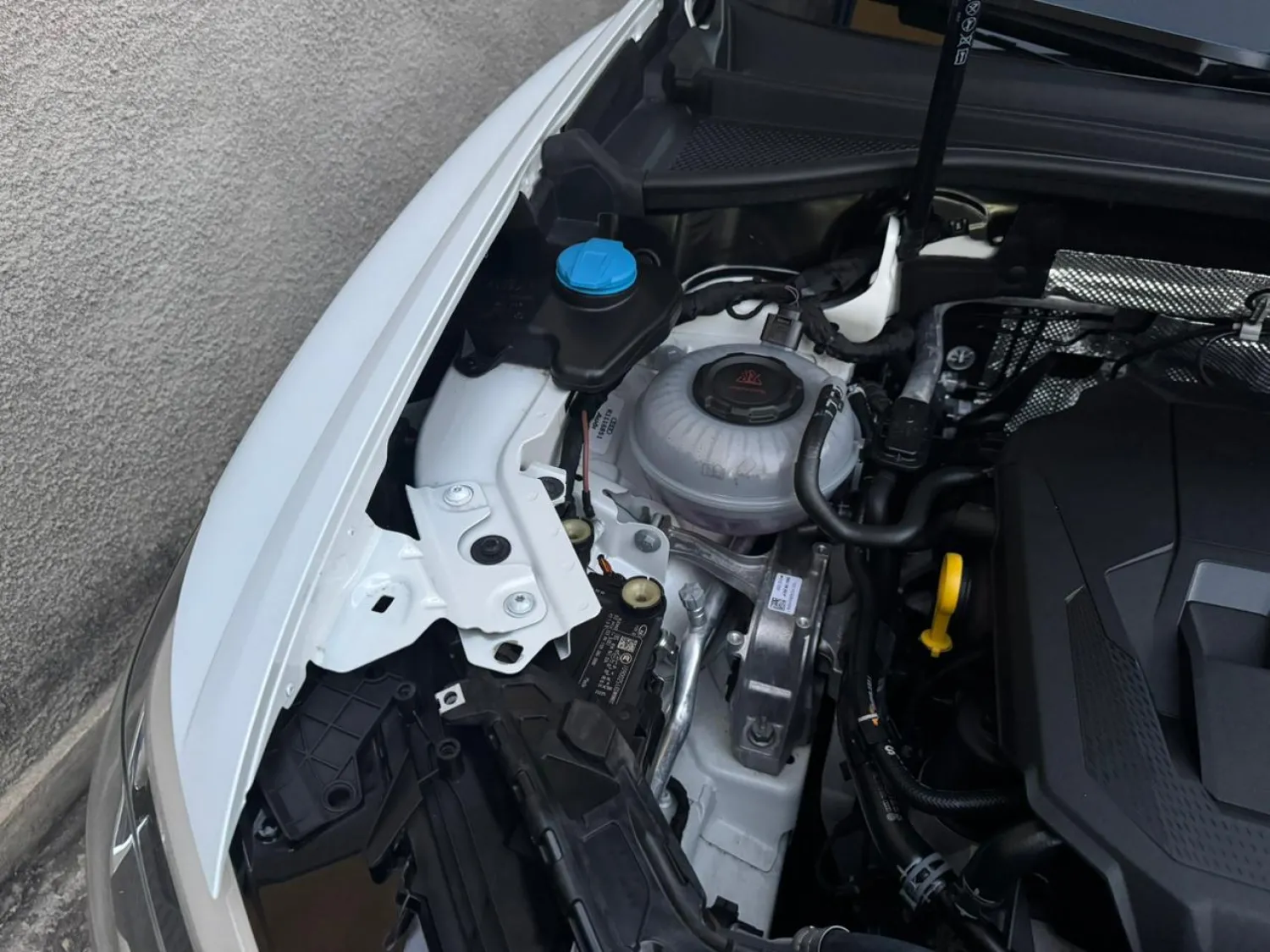 Q3 - Foto #22 do anúncio à venda de Carro clássico