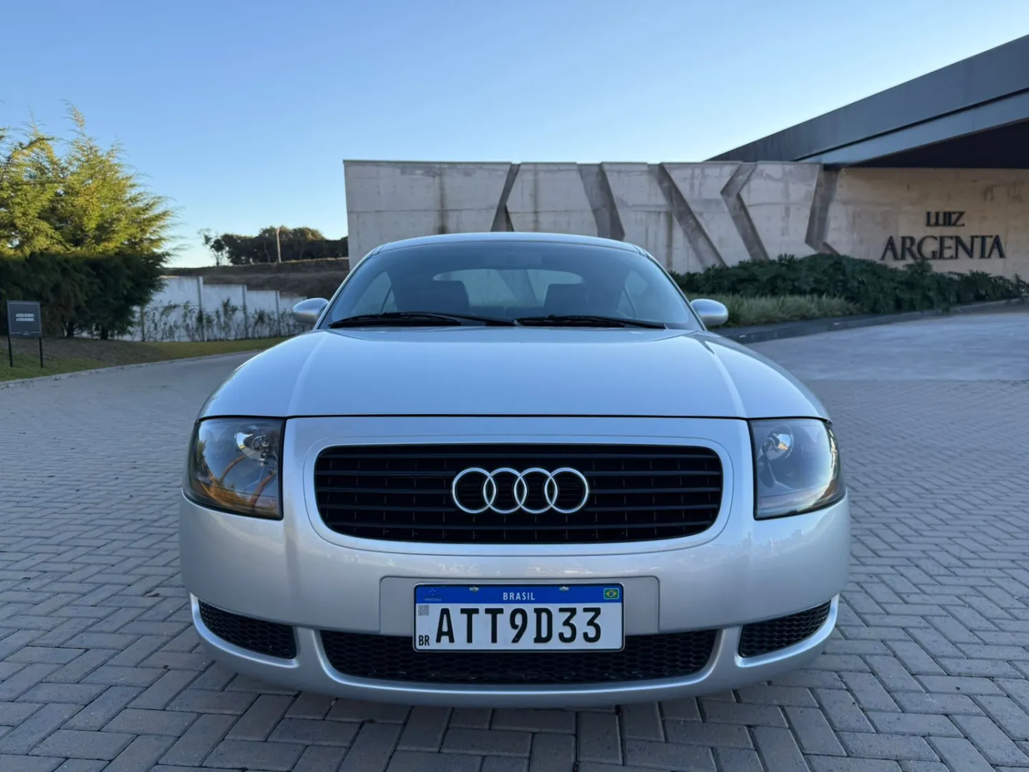 TT - Foto #4 do anúncio à venda de Carro clássico