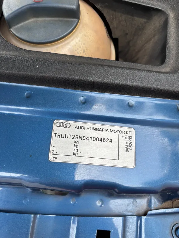 TT - Foto #3 do anúncio à venda de Carro clássico