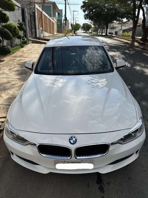 320i - Foto #4 do anúncio à venda de Carro clássico