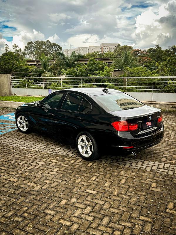320i - Foto #15 do anúncio à venda de Carro clássico