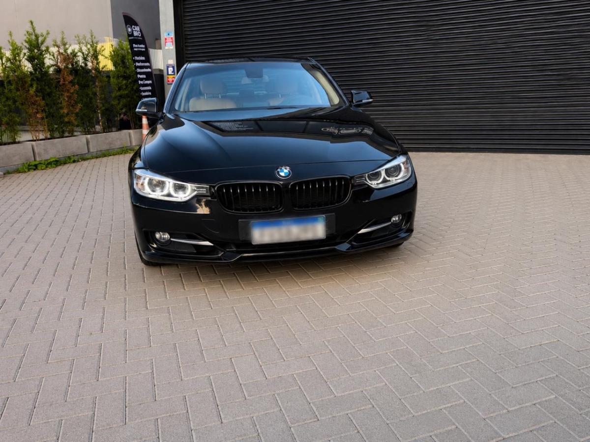 320i - Foto #13 do anúncio à venda de Carro clássico