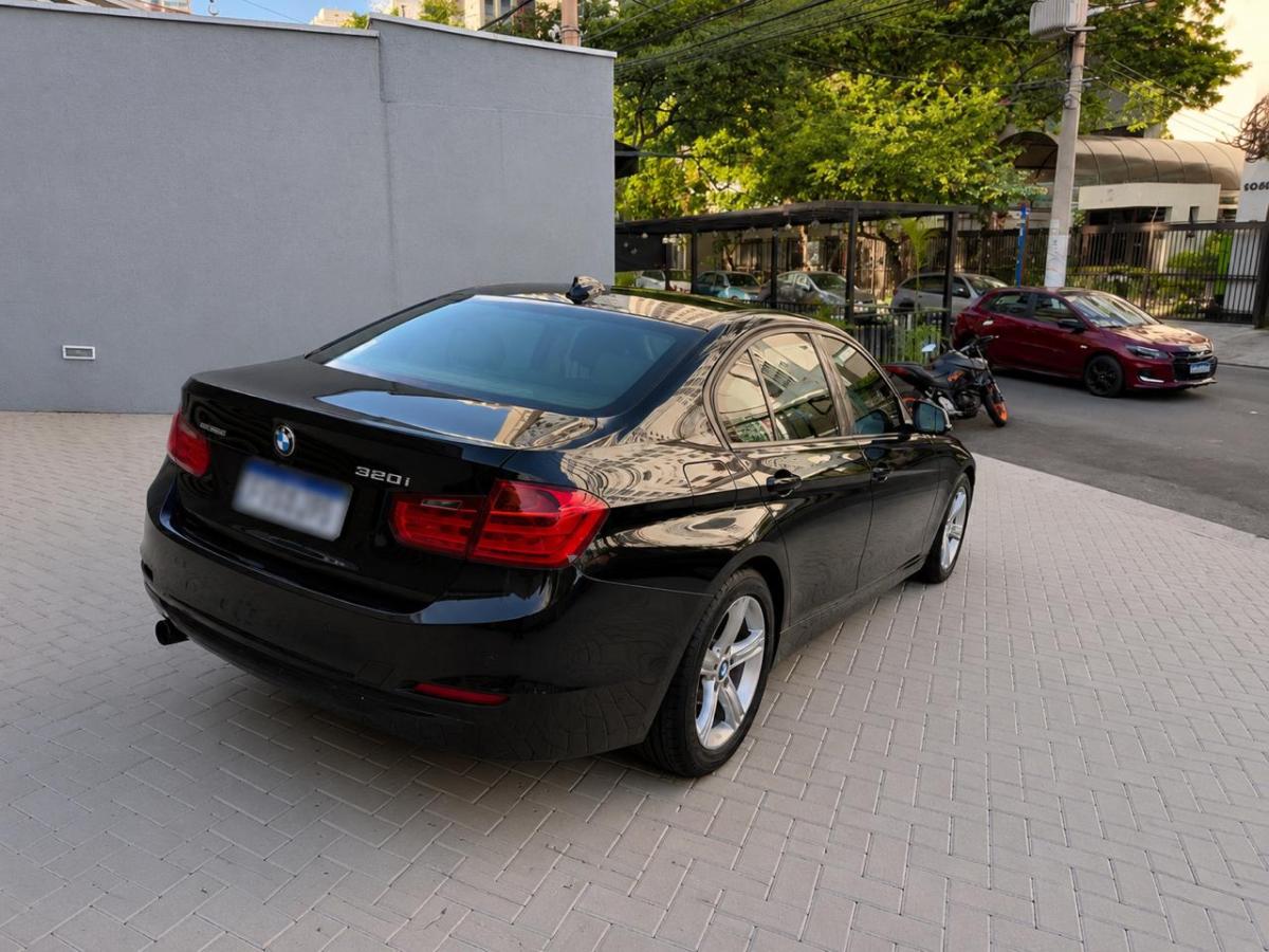 320i - Foto #14 do anúncio à venda de Carro clássico