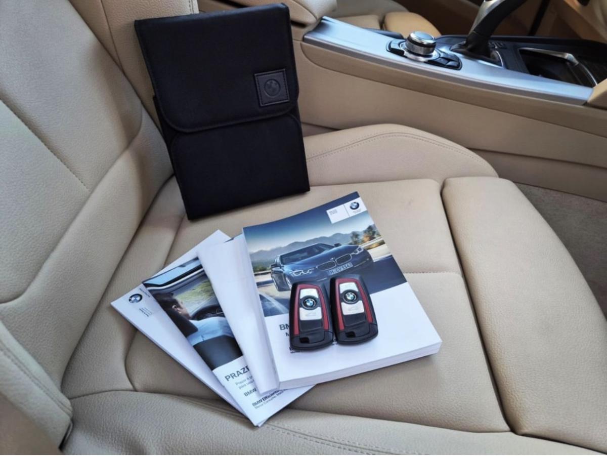 avv-bmw-320i-sport-venda-3fv2ulm-imagem-003