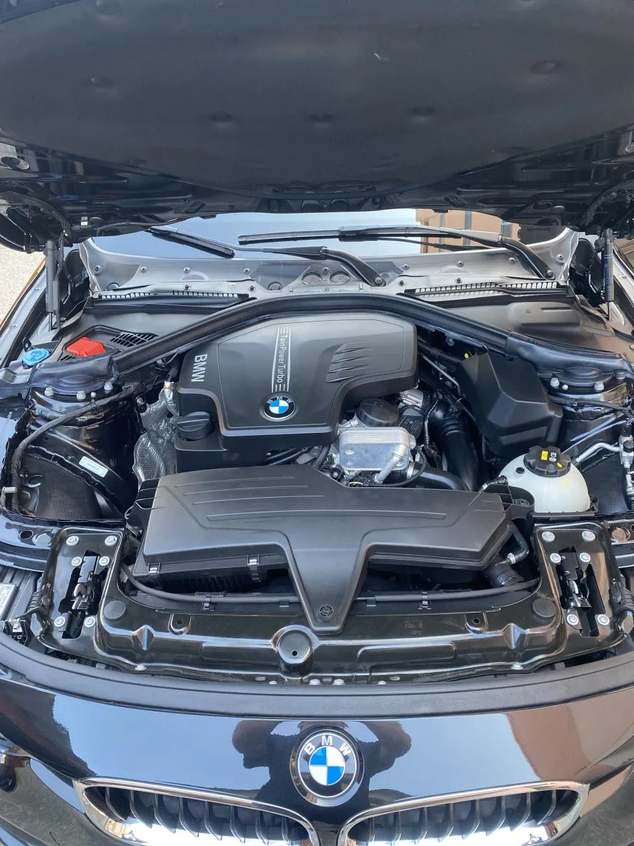 avv-bmw-320i-sport-venda-3fv2ulm-imagem-008