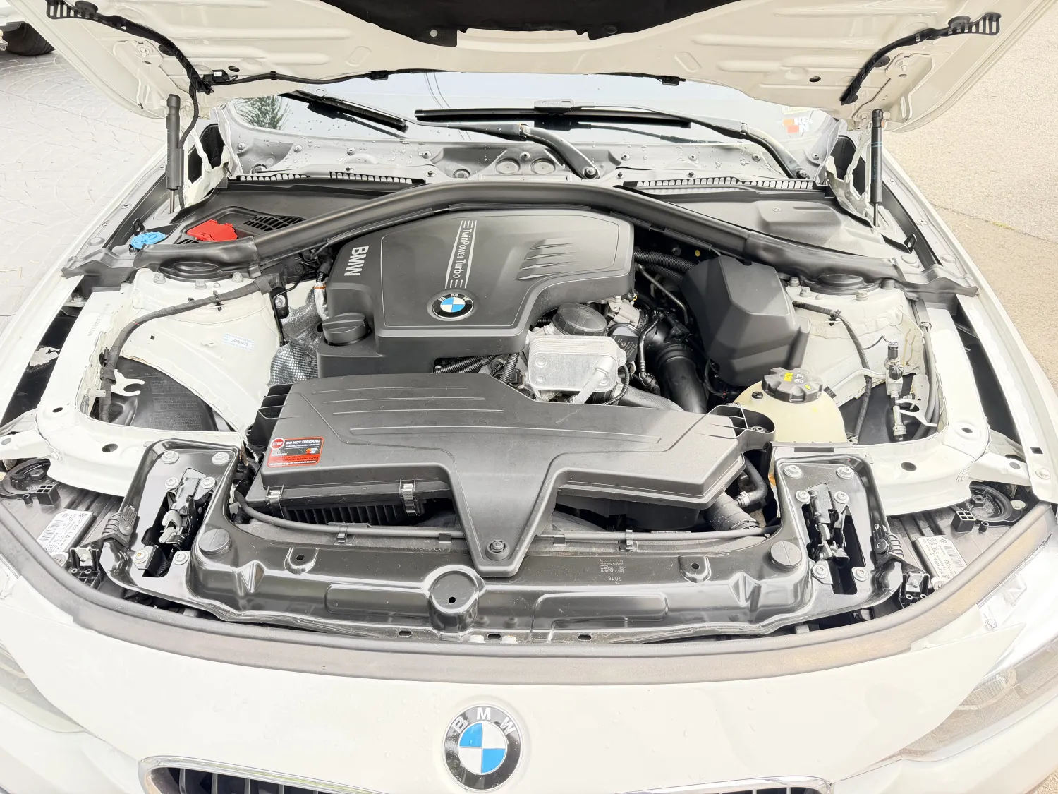 avv-bmw-320i-venda-47294a5-imagem-009
