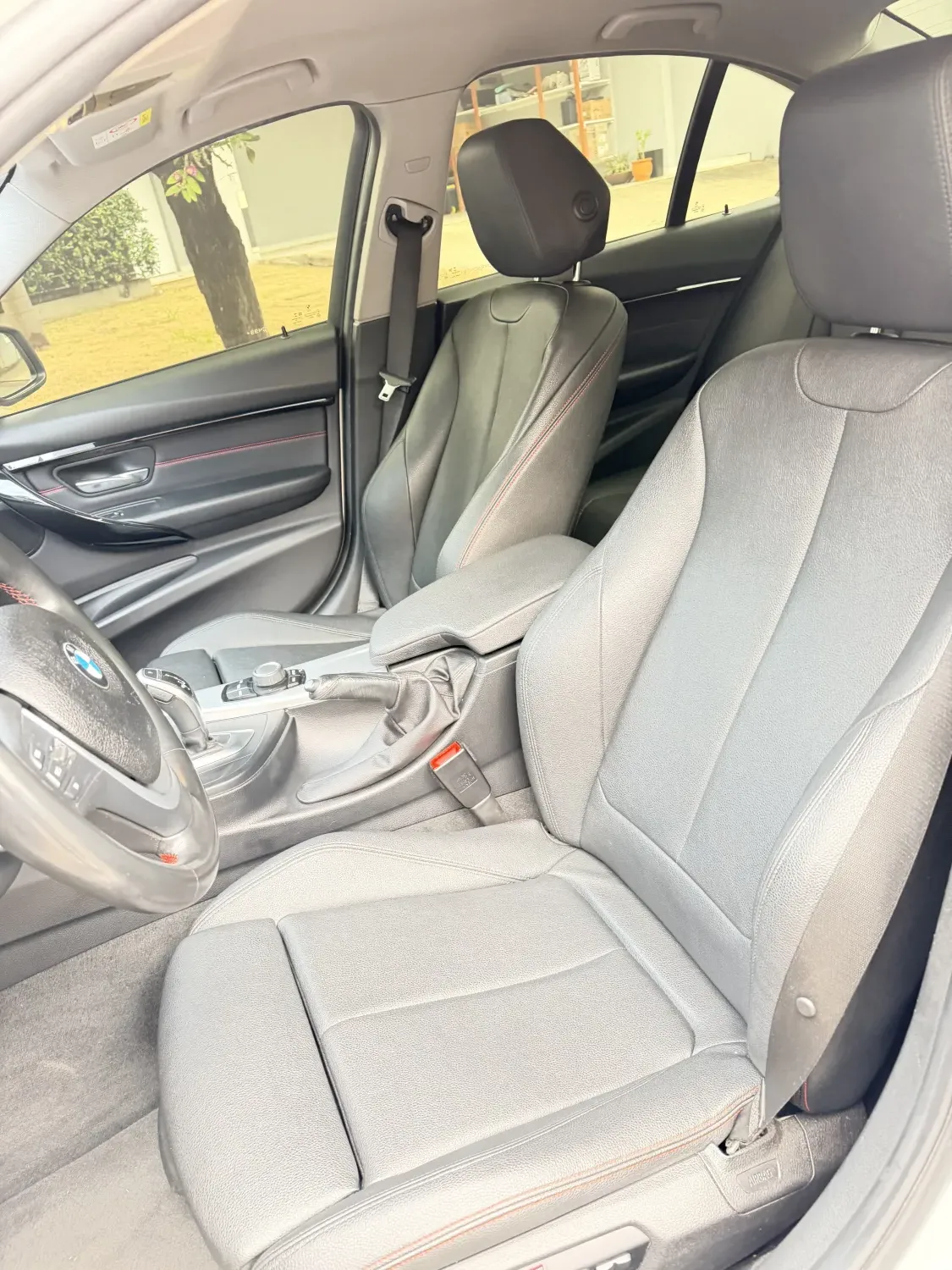 avv-bmw-320i-venda-47294a5-imagem-012