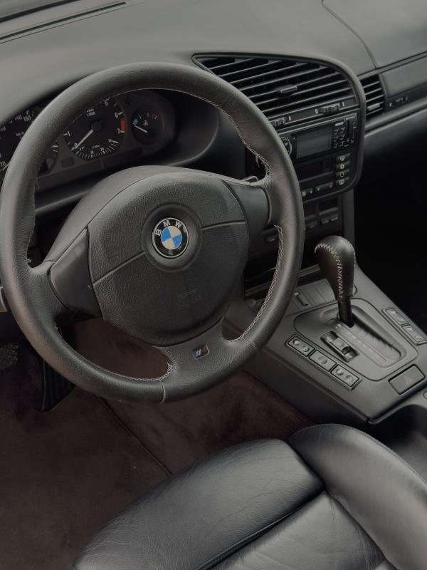 323i - Foto #3 do anúncio à venda de Carro clássico