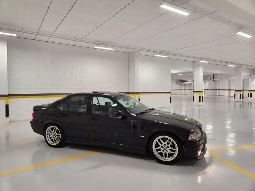 323i - Foto #6 do anúncio à venda de Carro clássico