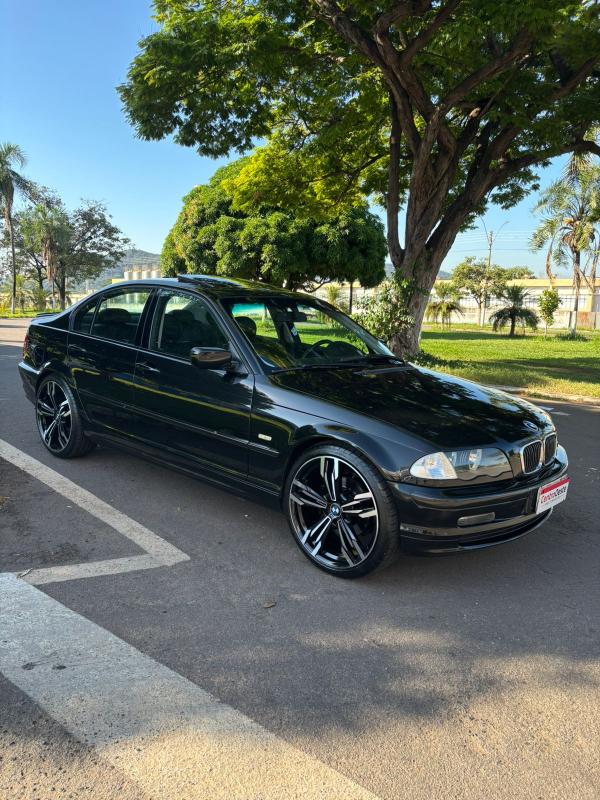 325i - Foto #7 do anúncio à venda de Carro clássico