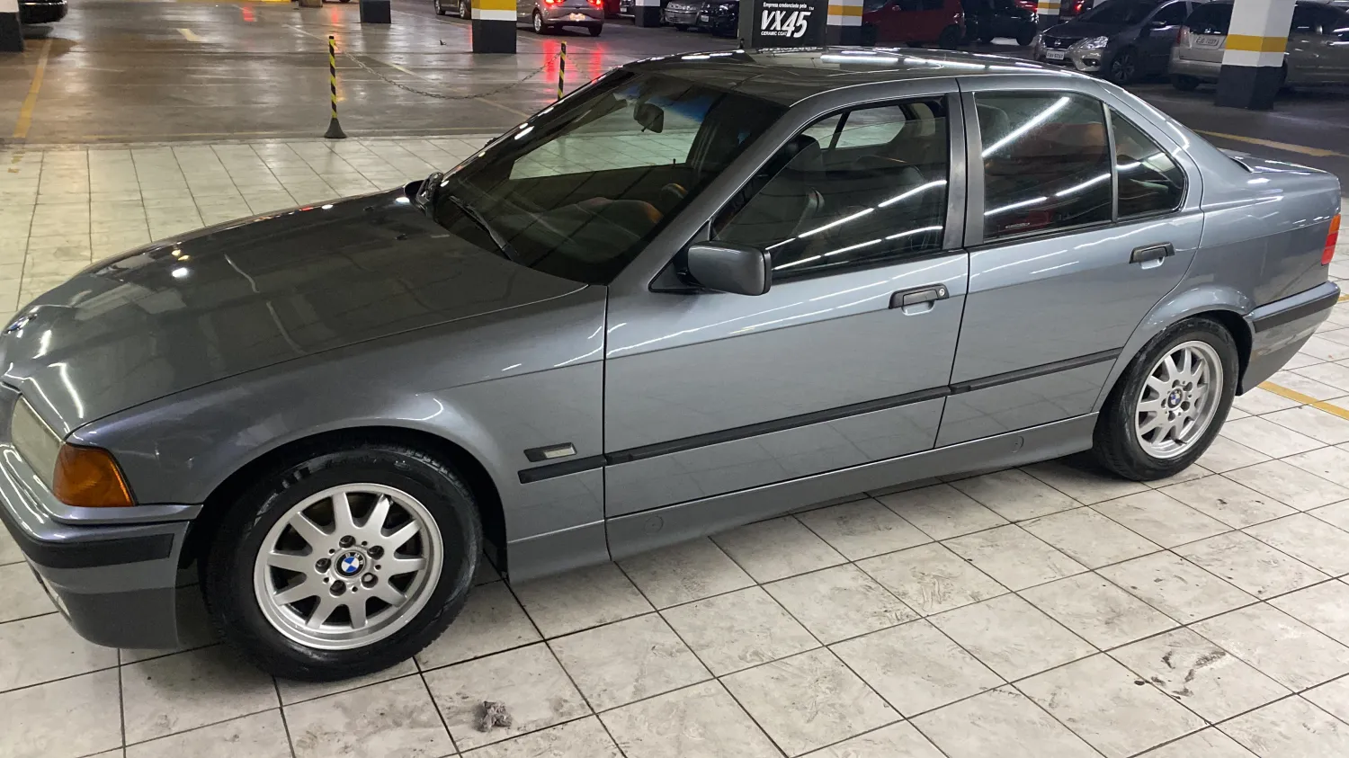avv-bmw-325i-venda-92cb019-imagem-004