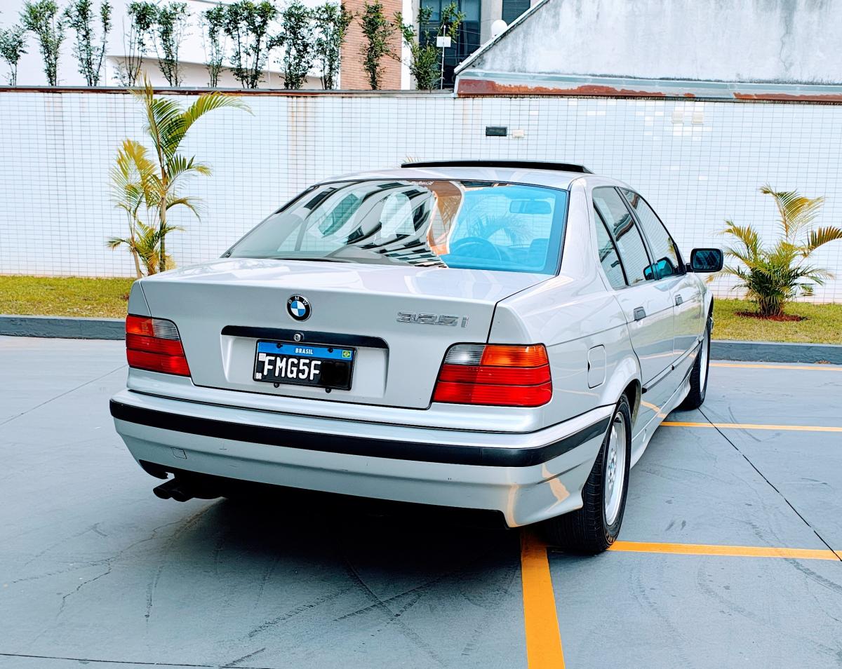 325iA - Foto #15 do anúncio à venda de Carro clássico