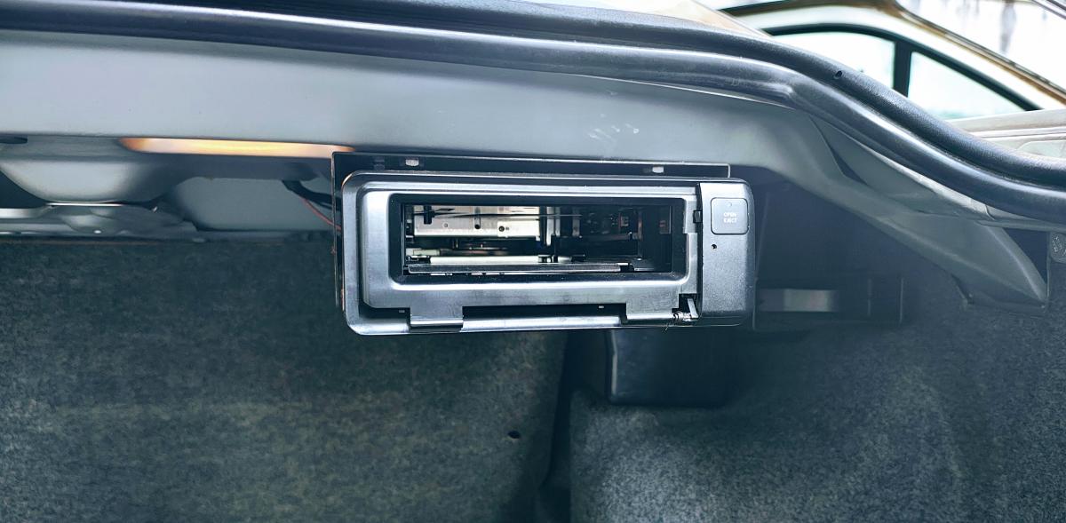 325iA - Foto #16 do anúncio à venda de Carro clássico