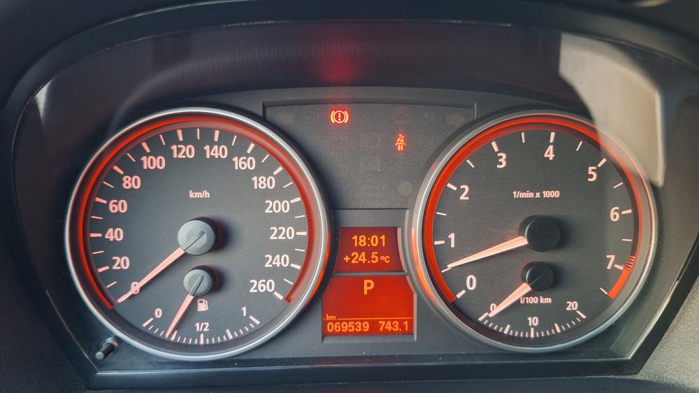 325iA - Foto #7 do anúncio à venda de Carro clássico