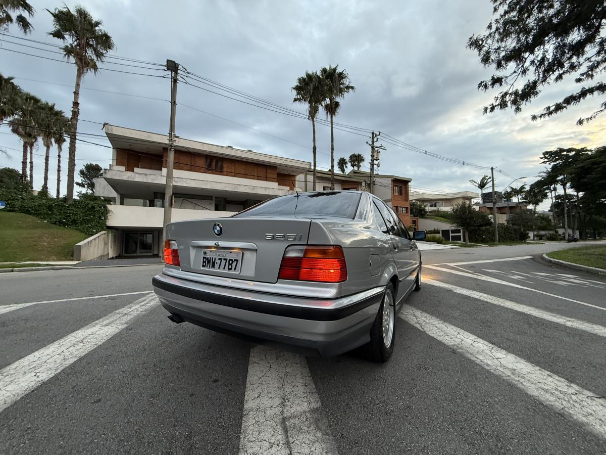 325iA - Foto #3 do anúncio à venda de Carro clássico