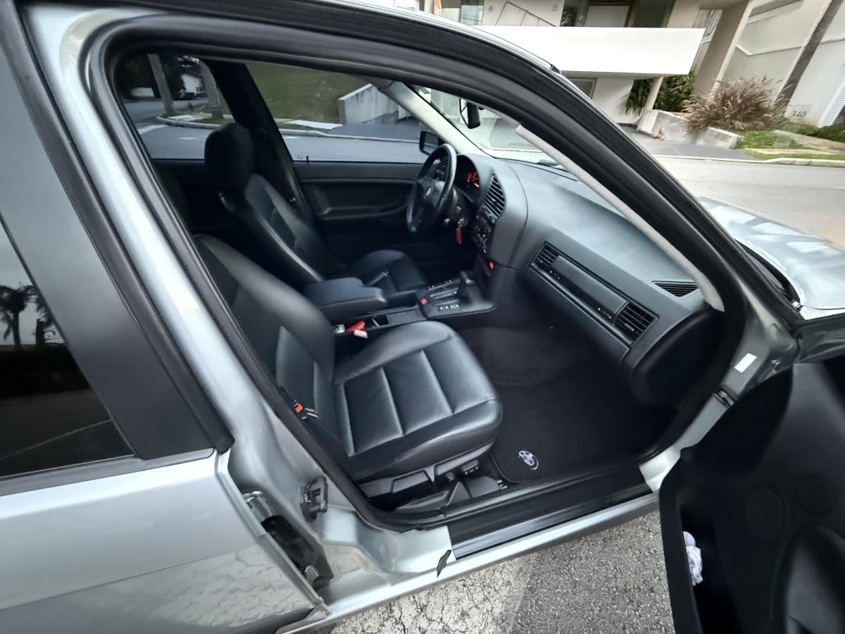 325iA - Foto #13 do anúncio à venda de Carro clássico