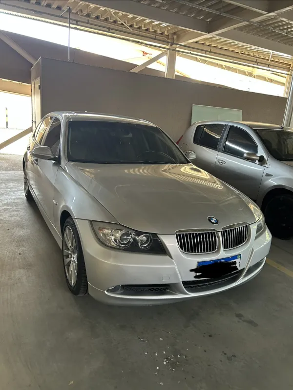 avv-bmw-325ia-venda-b21a754-imagem-009
