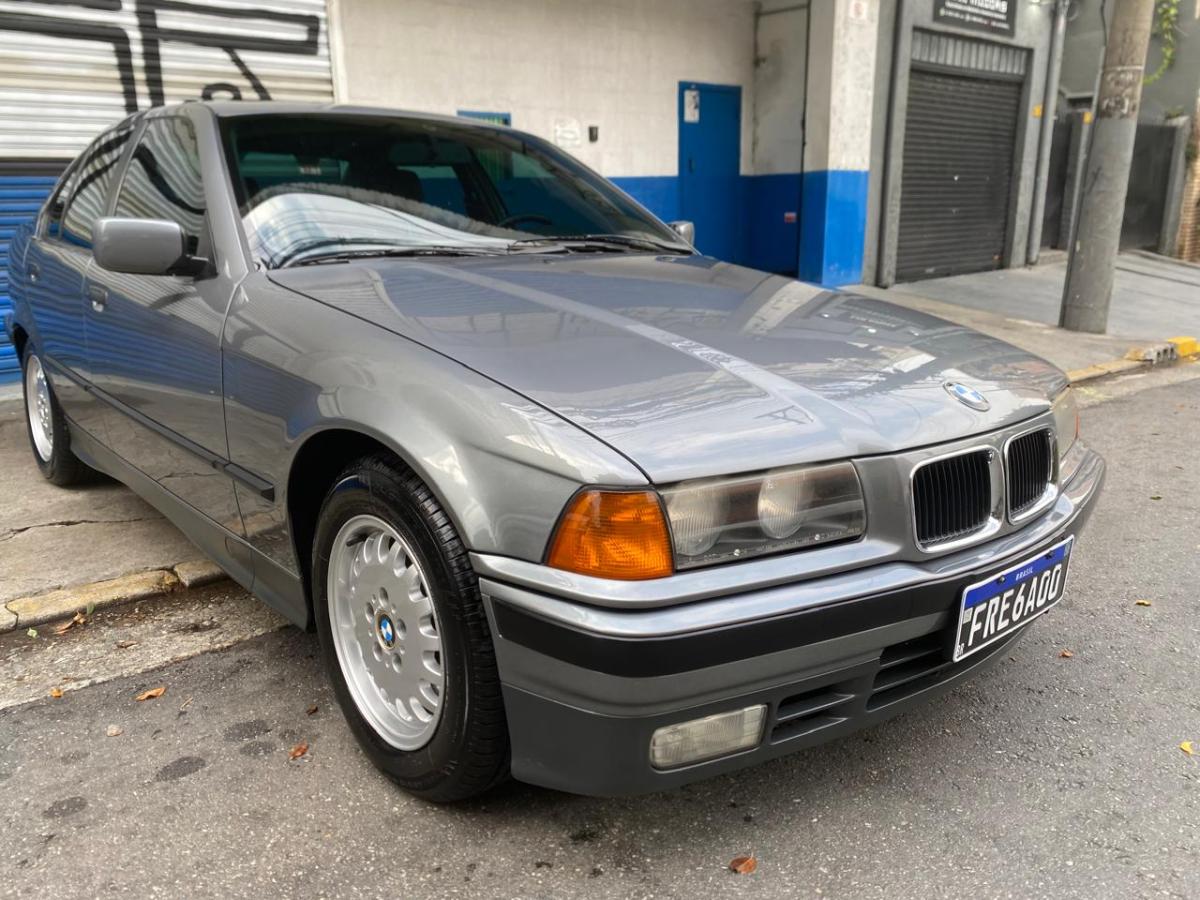 325i - Foto #2 do anúncio à venda de Carro clássico