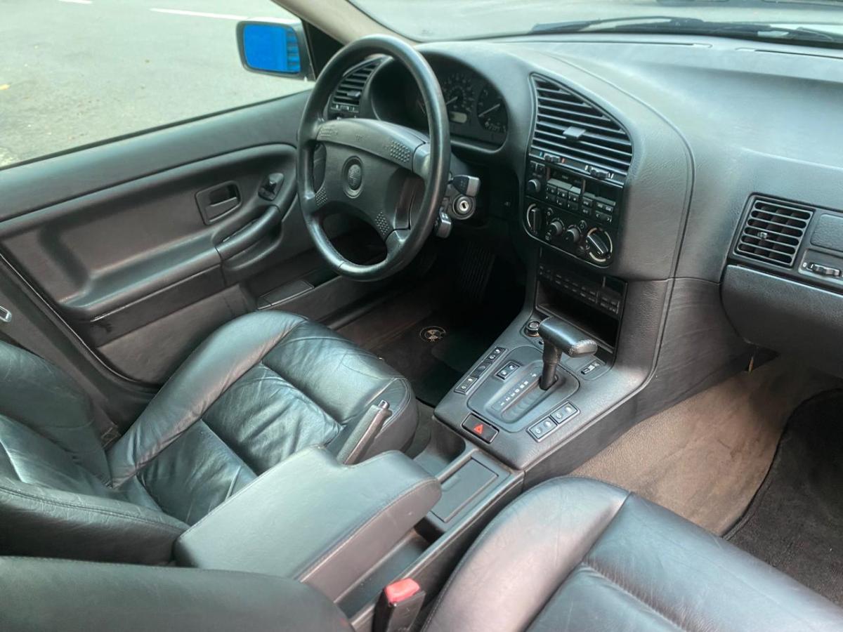 325i - Foto #6 do anúncio à venda de Carro clássico