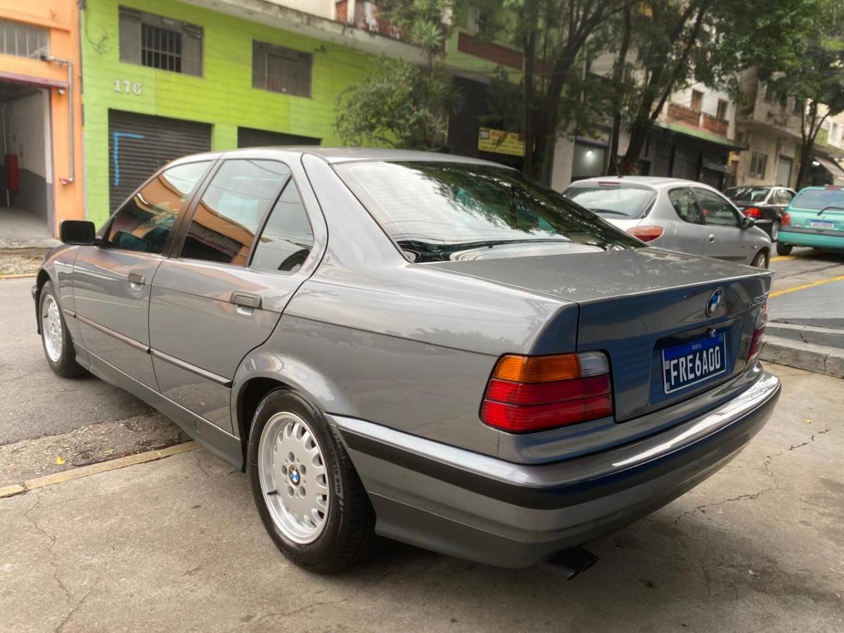 325i - Foto #7 do anúncio à venda de Carro clássico