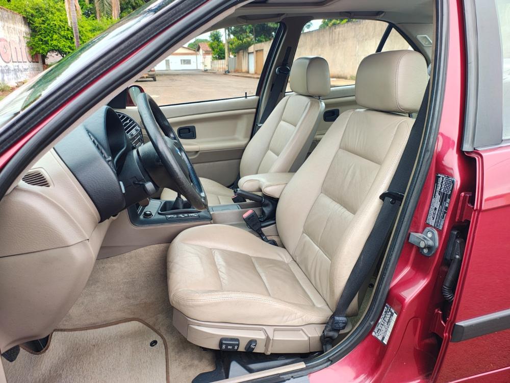 325i - Foto #6 do anúncio à venda de Carro clássico