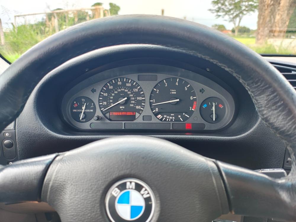 325i - Foto #12 do anúncio à venda de Carro clássico