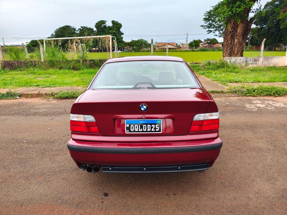 325i - Foto #14 do anúncio à venda de Carro clássico