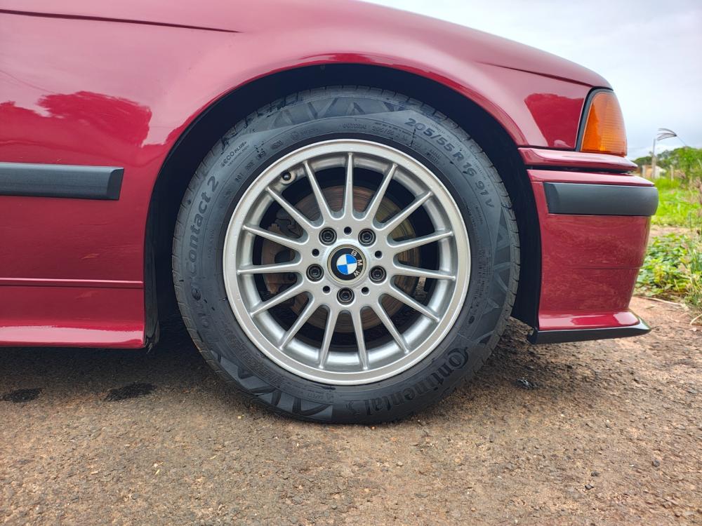 325i - Foto #20 do anúncio à venda de Carro clássico
