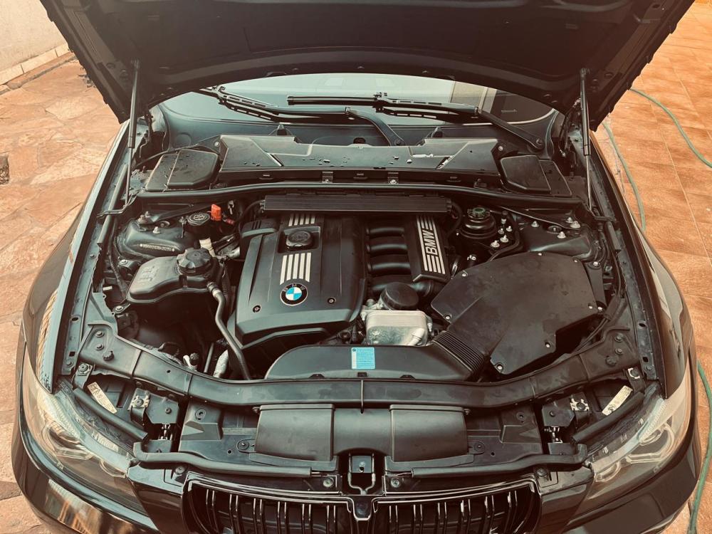 BMW 325i - Foto #3 do anúncio à venda de Carro clássico