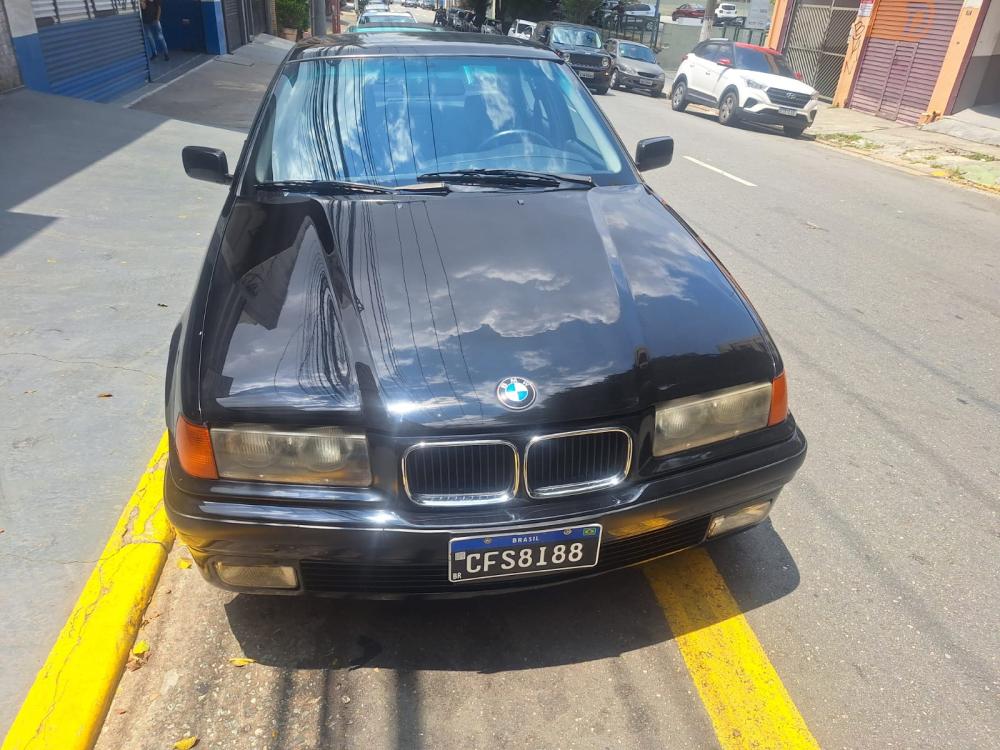 325i - Foto #2 do anúncio à venda de Carro clássico