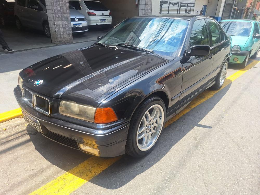 325i - Foto #3 do anúncio à venda de Carro clássico