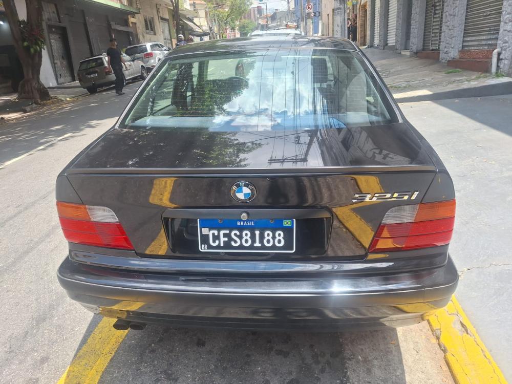 325i - Foto #6 do anúncio à venda de Carro clássico