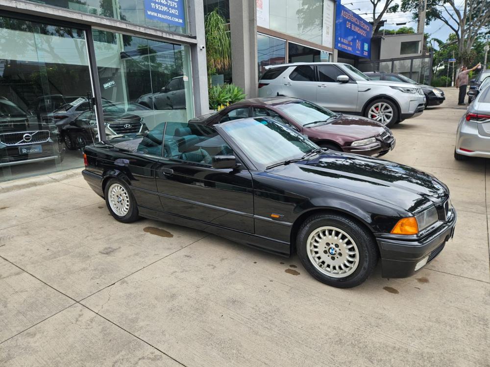 328i - Foto #3 do anúncio à venda de Carro clássico