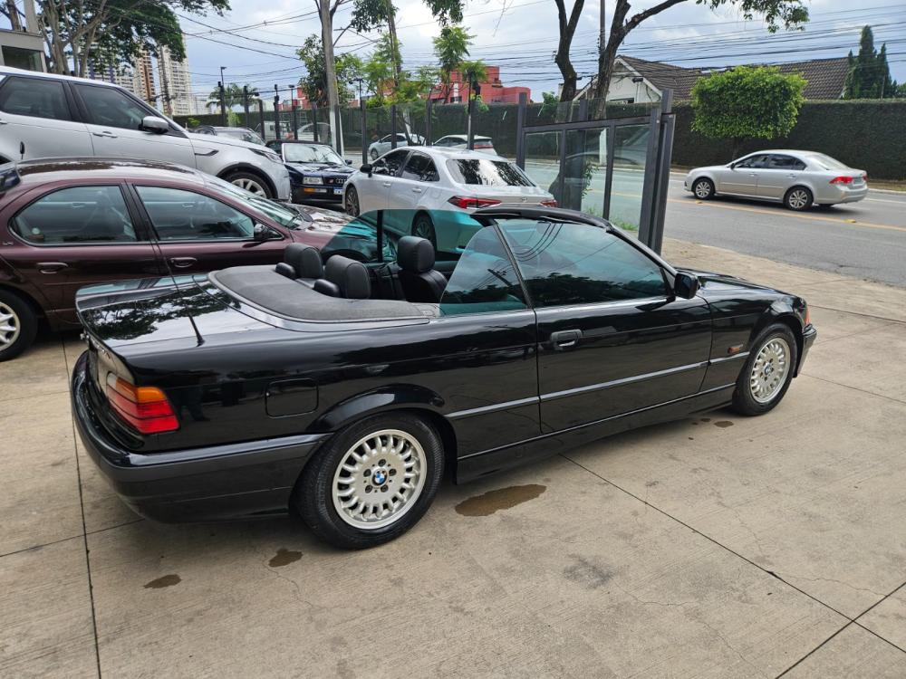 328i - Foto #8 do anúncio à venda de Carro clássico