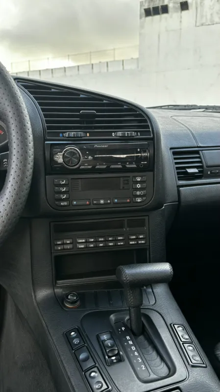 avv-bmw-328i-328i-touring-e36-venda-9bzmg1m-imagem-015