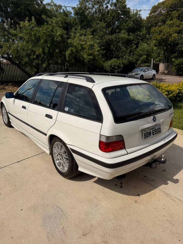 328i - Foto #7 do anúncio à venda de Carro clássico