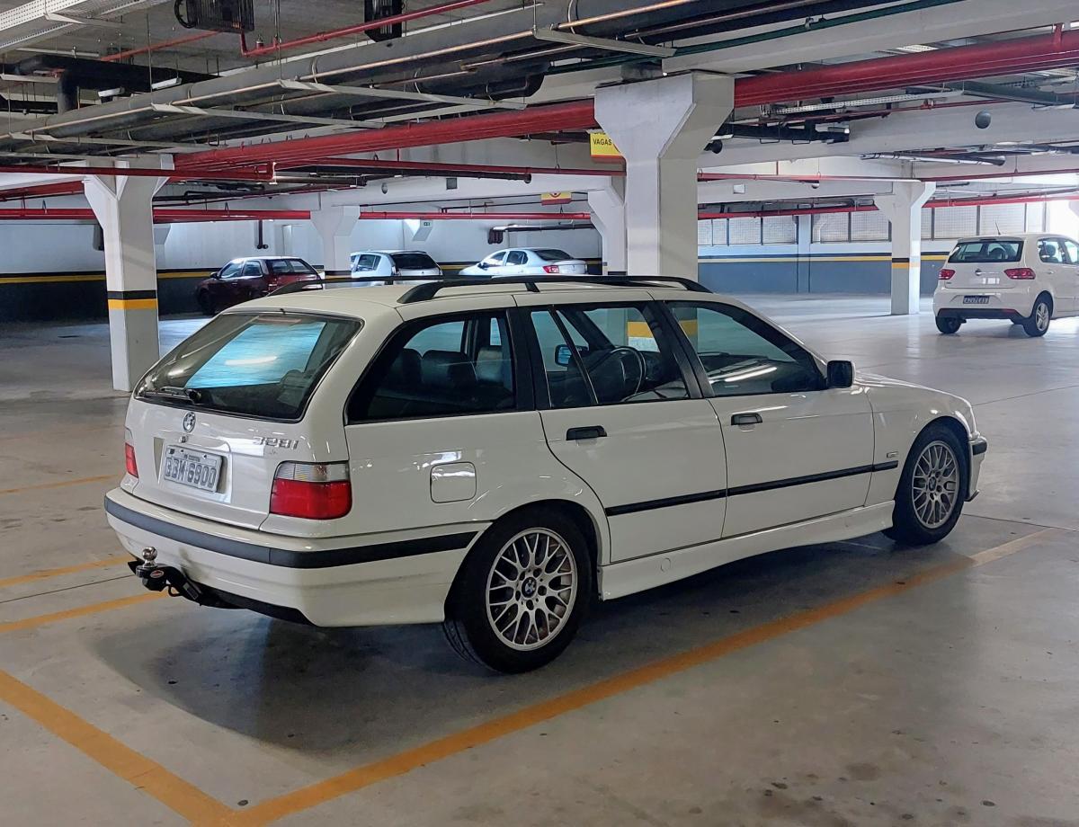 328i - Foto #15 do anúncio à venda de Carro clássico