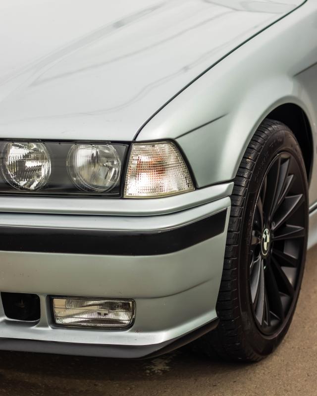 328i - Foto #10 do anúncio à venda de Carro clássico
