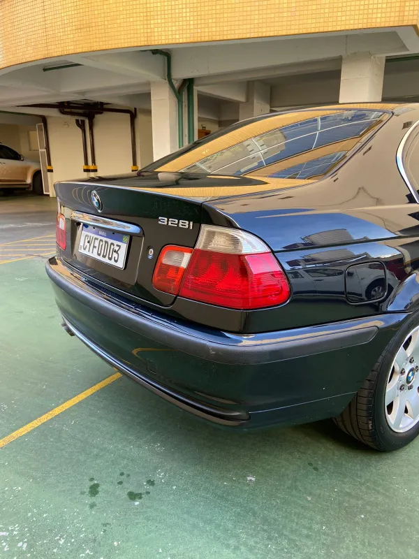 avv-bmw-328i-venda-bc406d1-imagem-005