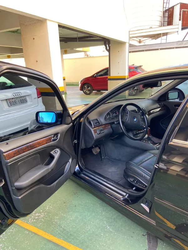 avv-bmw-328i-venda-bc406d1-imagem-008