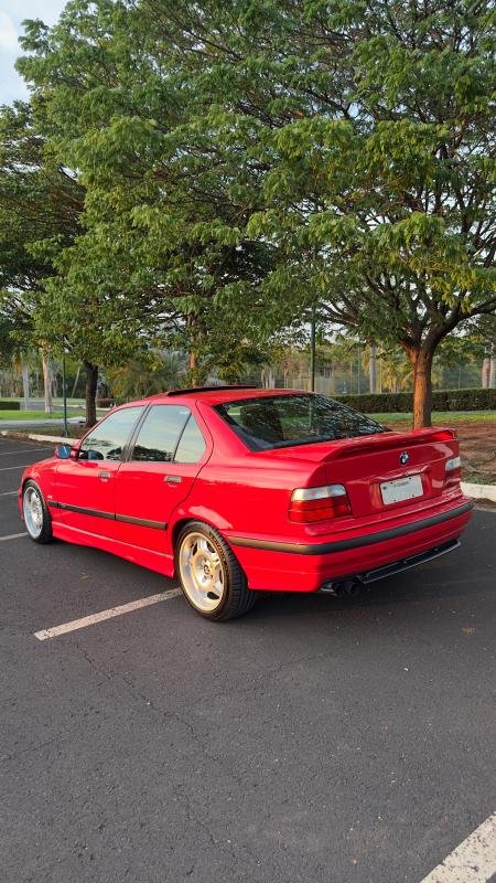 328i - Foto #5 do anúncio à venda de Carro clássico