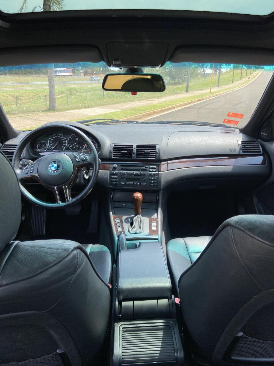 330i - Foto #10 do anúncio à venda de Carro clássico
