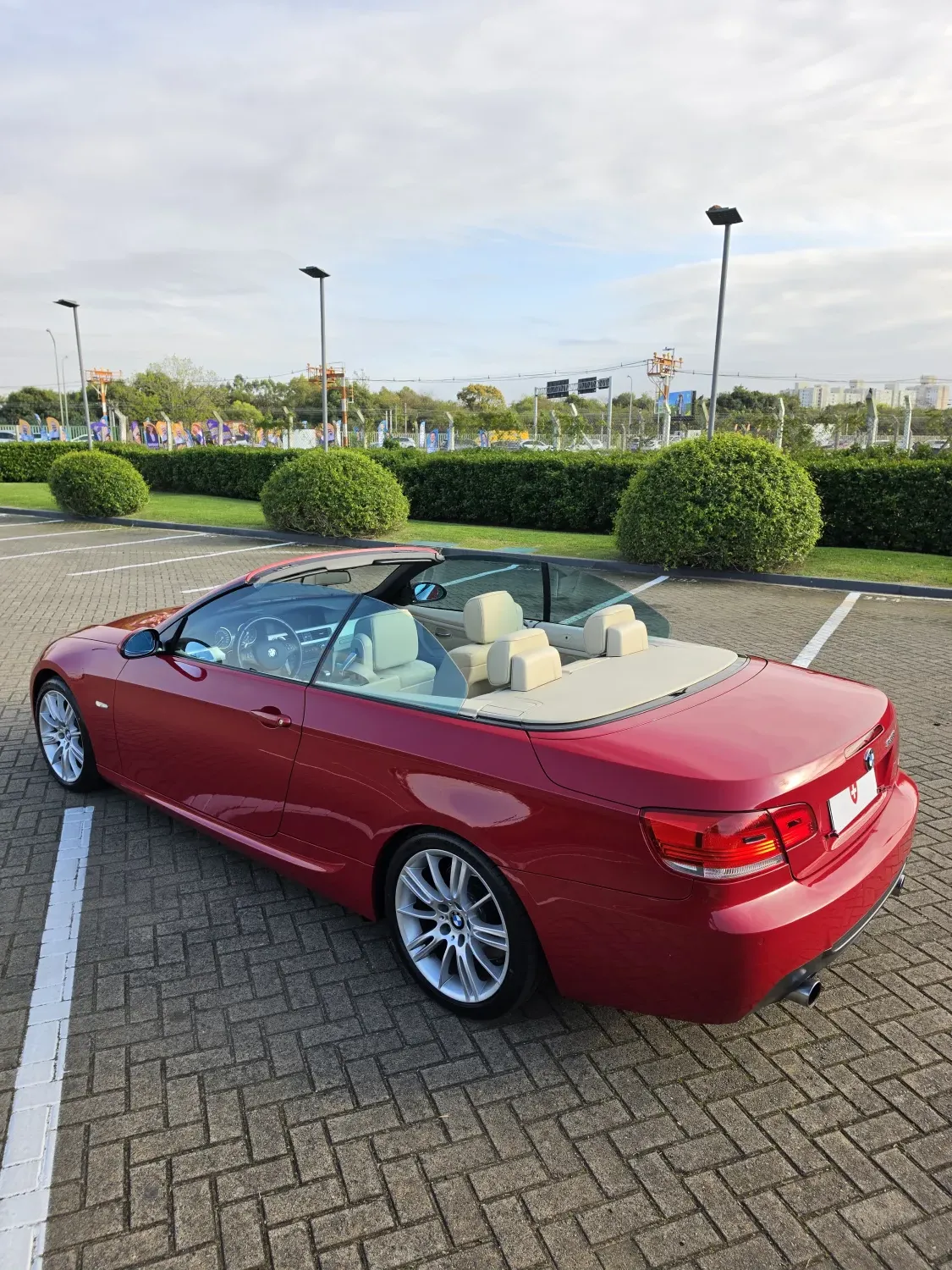 avv-bmw-335i-venda-9aef492-imagem-003
